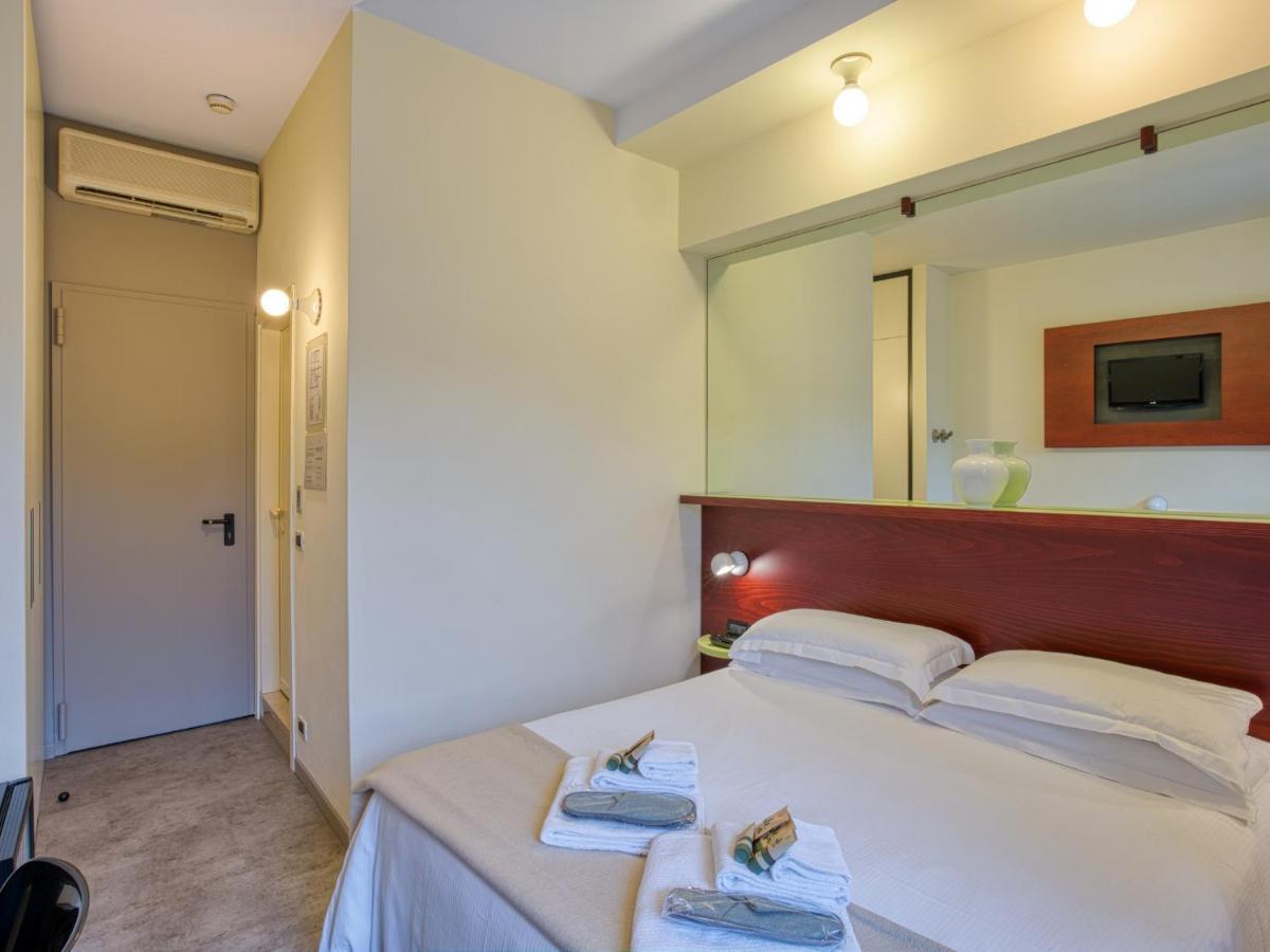 Piroscafo Hotel Desenzano del Garda