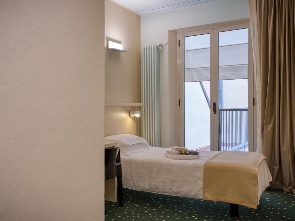 Piroscafo 3* Desenzano del Garda