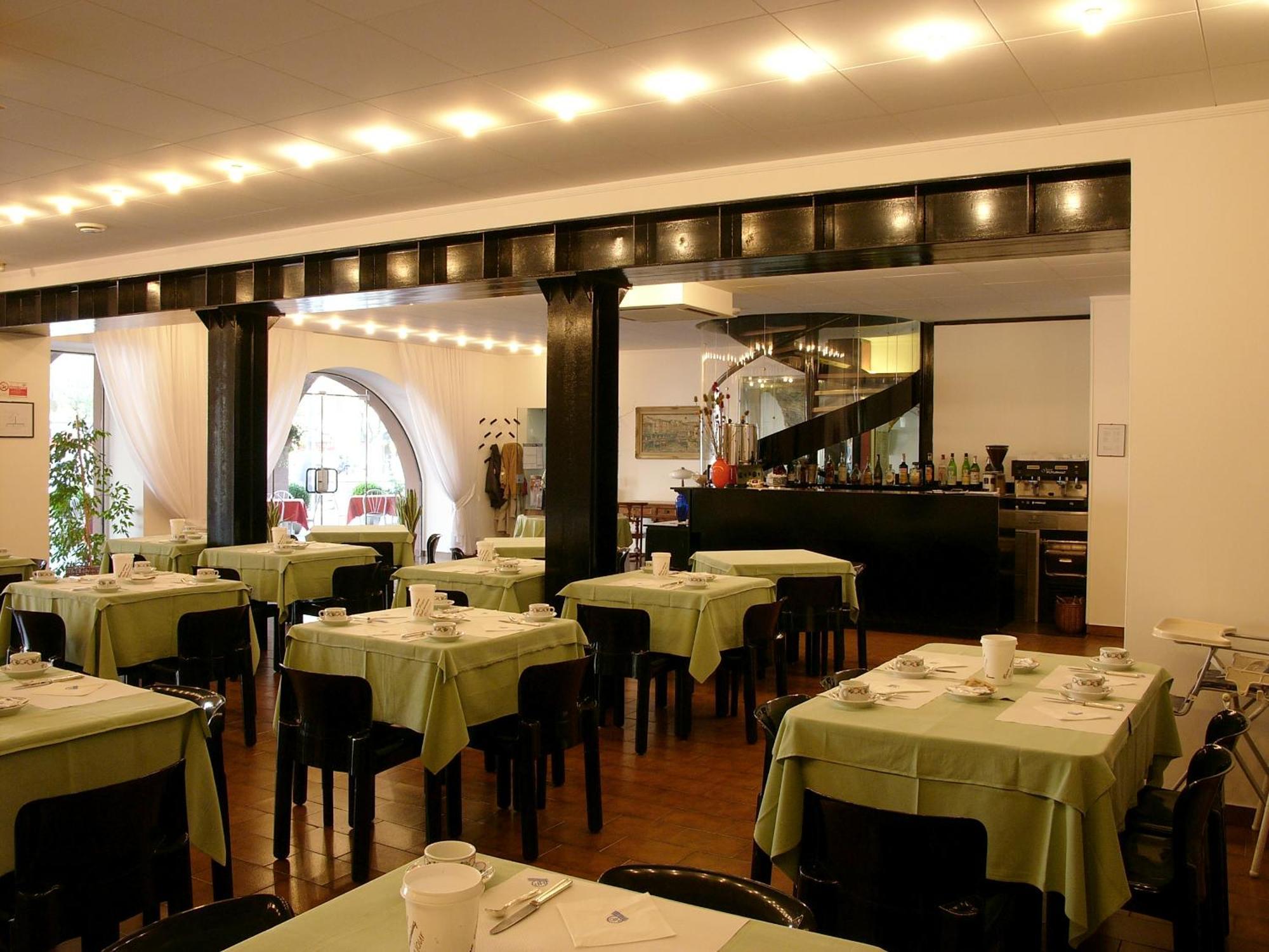 Hotel Piroscafo 3*