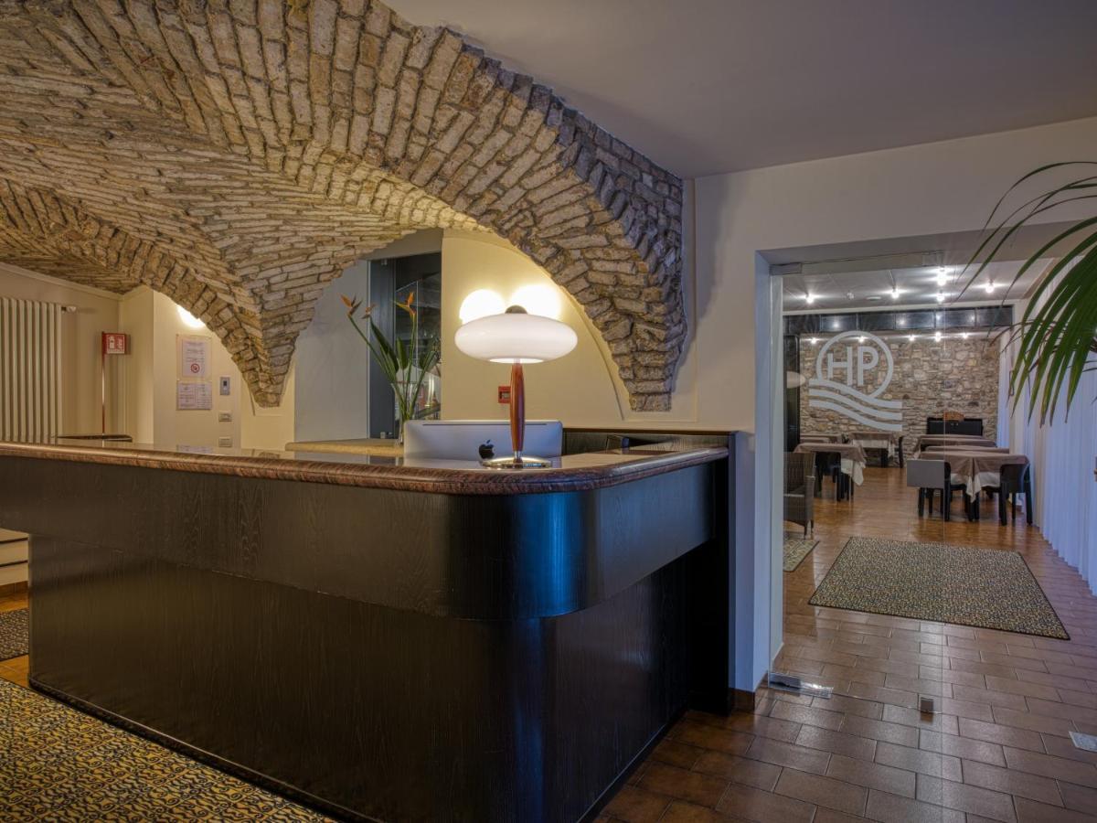 Hotel Piroscafo Desenzano del Garda